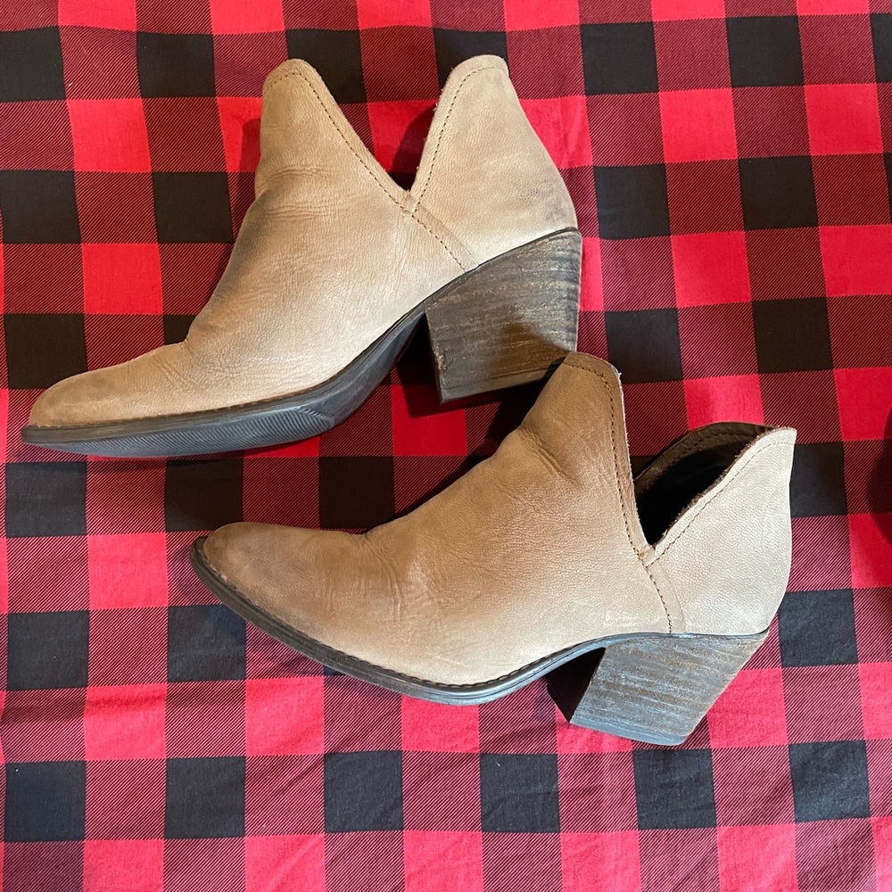 Steve Madden Bootie